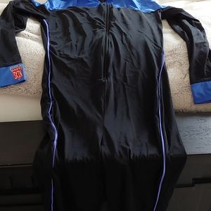 Henderson aquatic wet suit XL